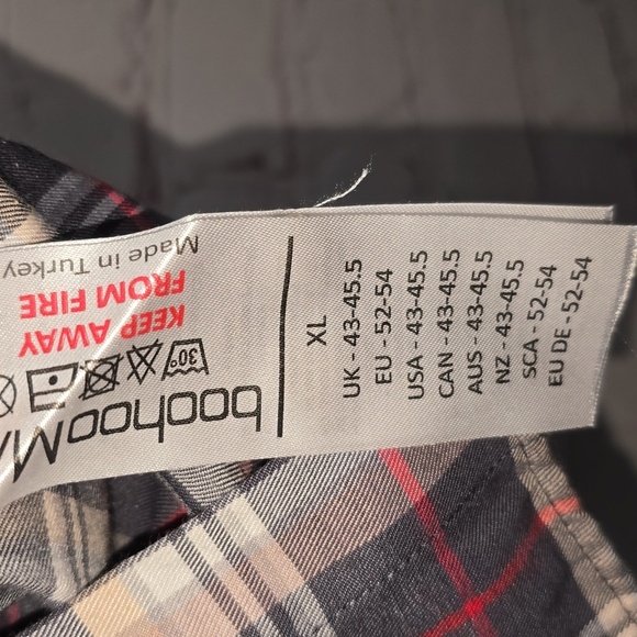 Boohoo Man Red Blue And White Plaid Men Size XL - Picture 6 of 11